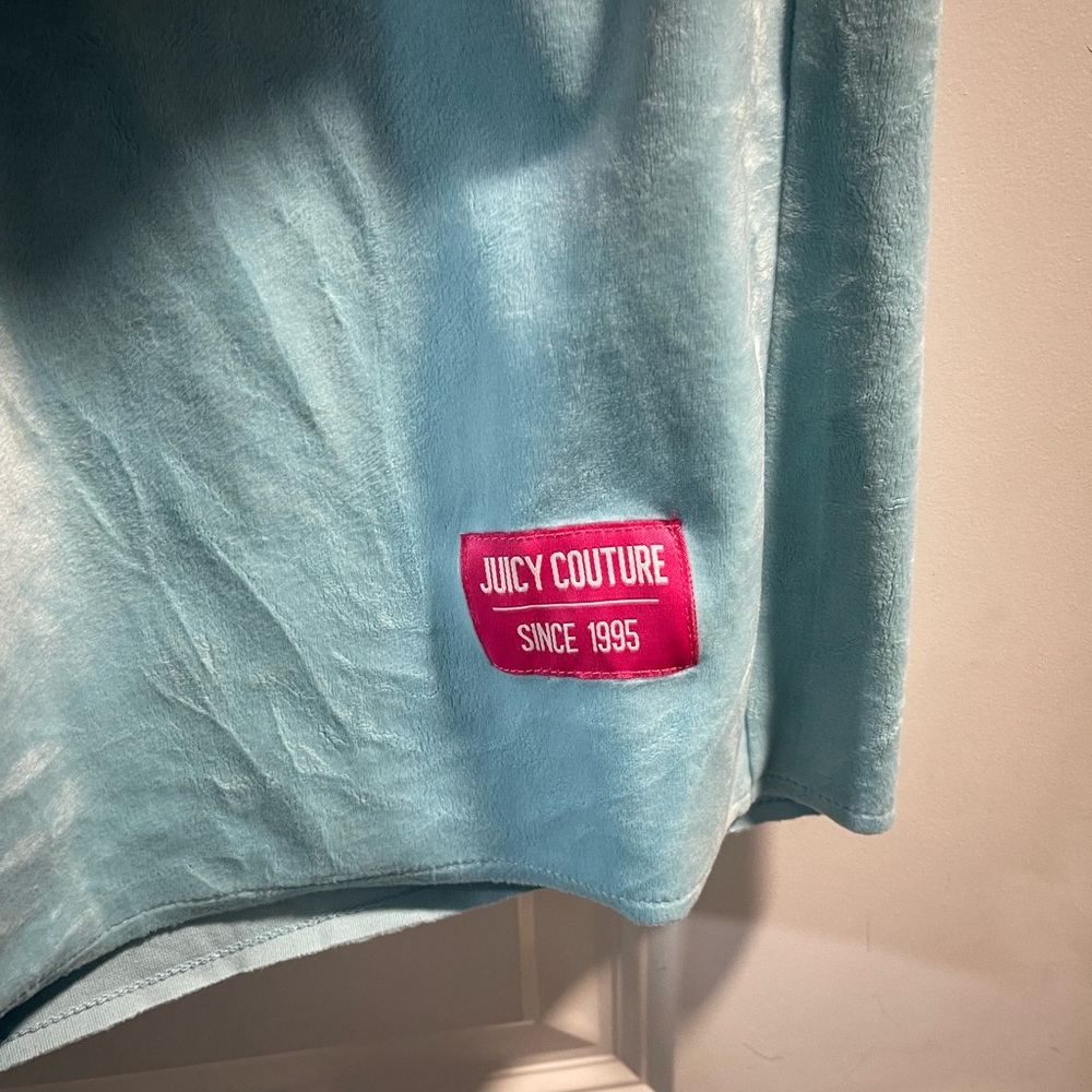 Juicy Couture Aqua Velour Shorts with Pink Logo Patch - Picture 2 of 5